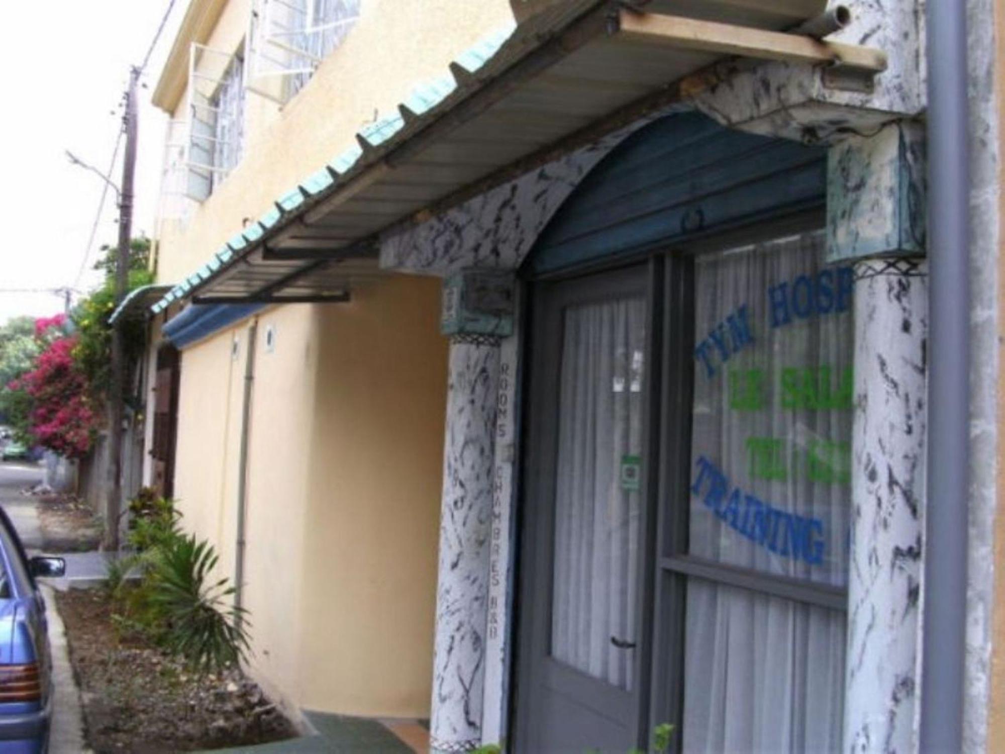Auberge Le Saladier Mahébourg Exterior foto